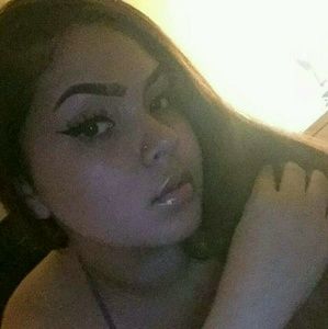 Meet your Posher, Mina